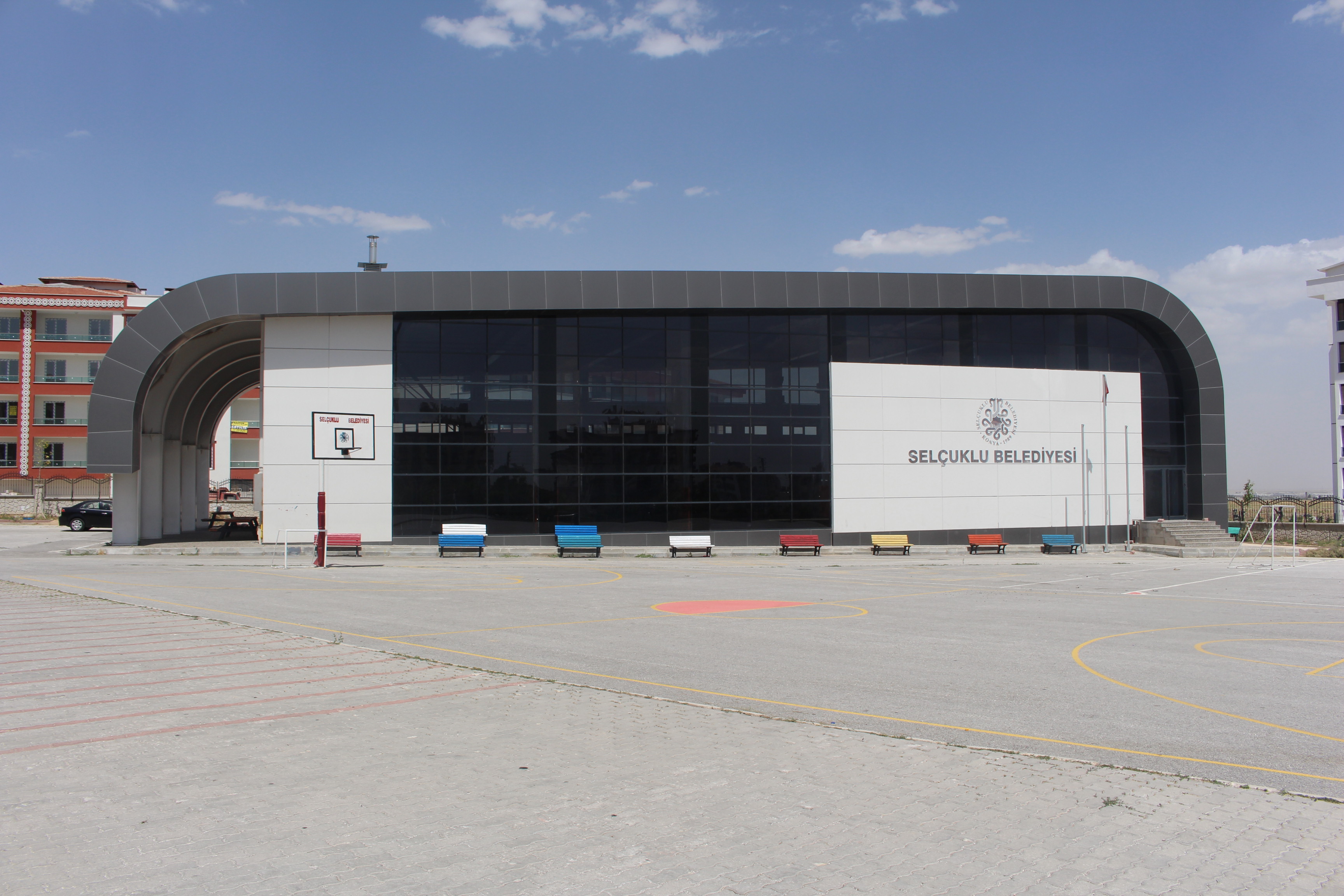 Şehit Çetin Totan Spor Salonu